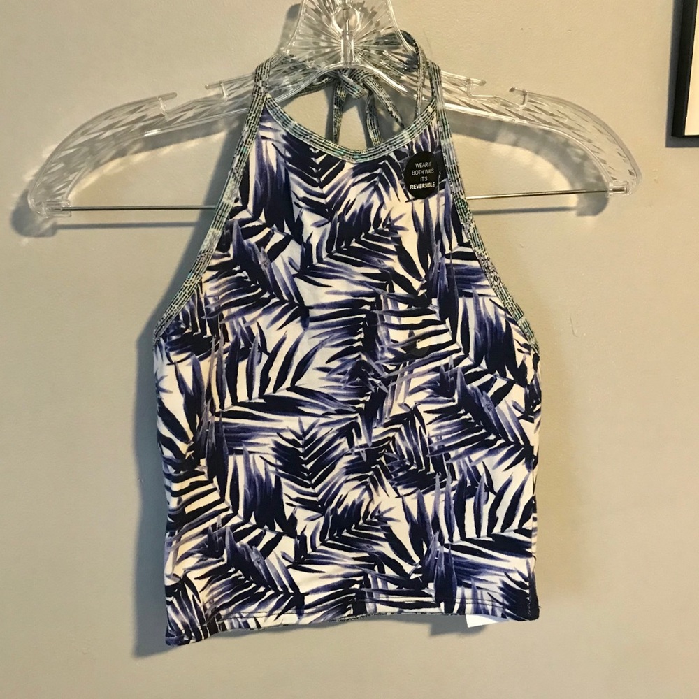 Reversible Halter Crop Top - Picture 5 of 8